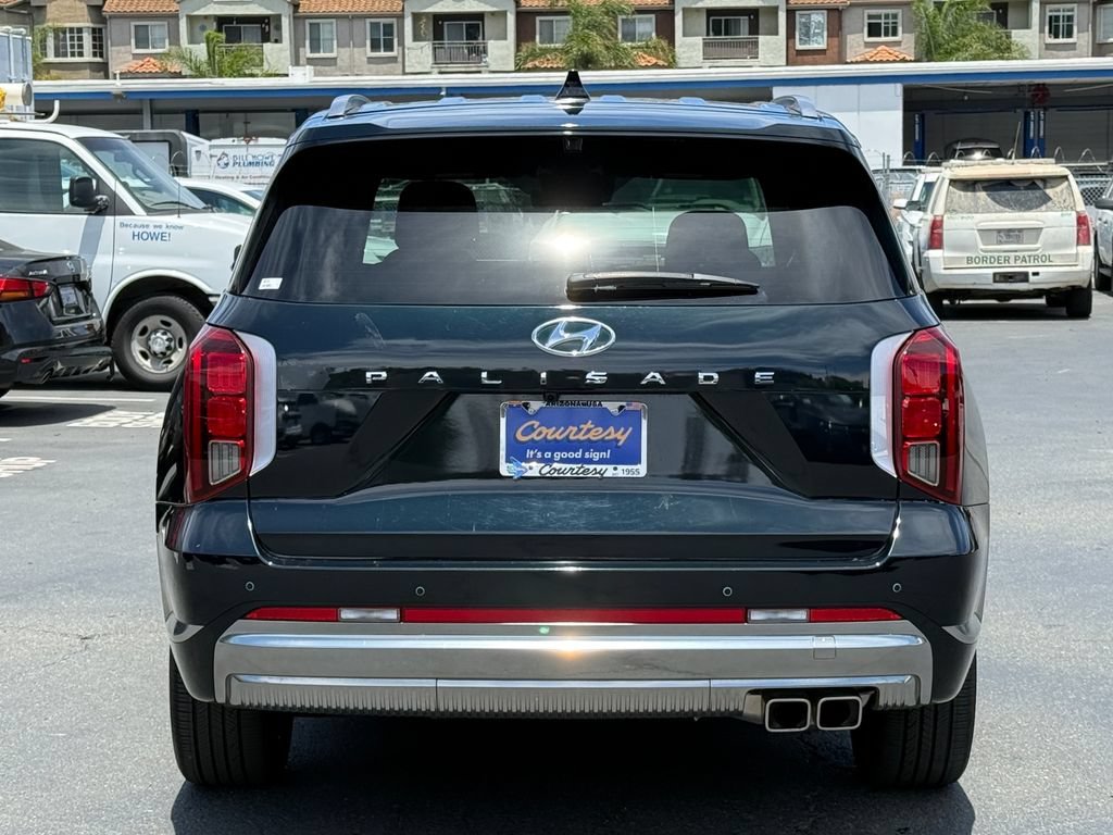 Used 2025  Hyundai Calligraphy image 8