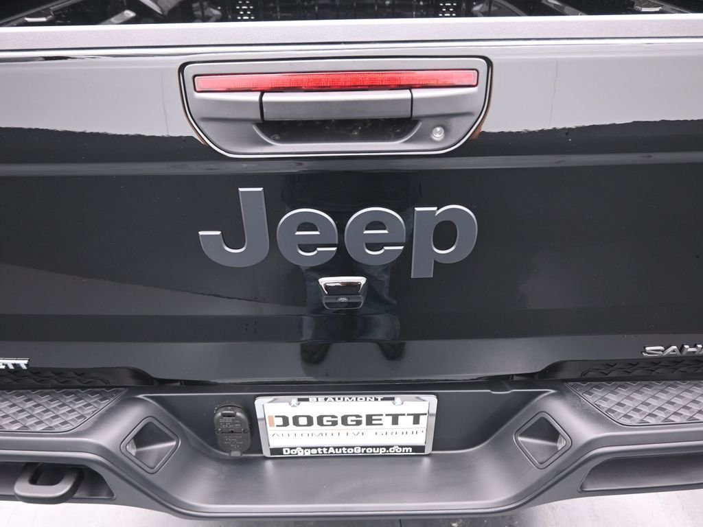 New 2026 Black Clearcoat Jeep Sahara image 12