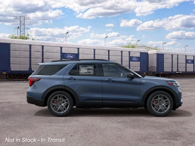 New 2027 Blue Ford ST-Line image 5
