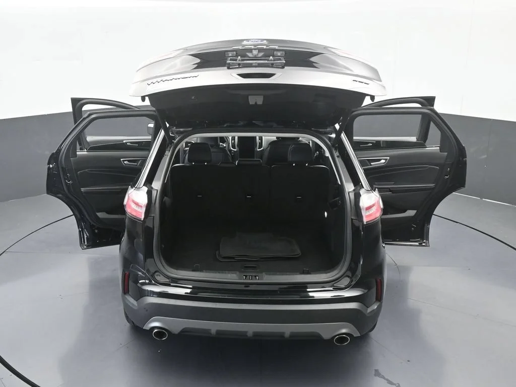 Used 2024 Black Ford Titanium image 71