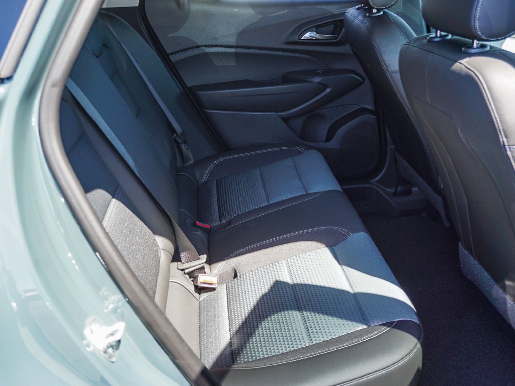 2026 Chevrolet Trax LT - Photo 13