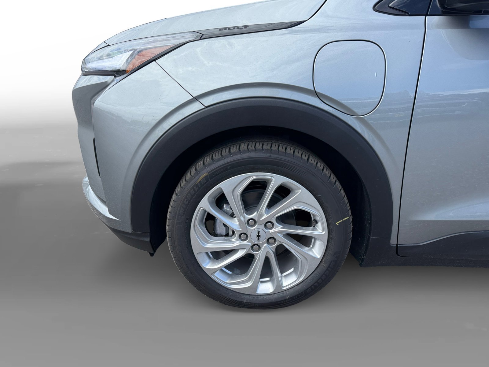 New 2027 Sterling Grey Metallic Chevrolet LT image 9