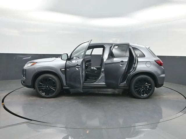 New 2026 Gray Mitsubishi 2.0 LE image 43