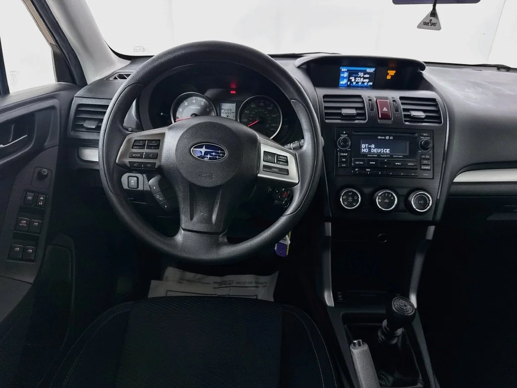 Used 2015 Brown Subaru 2.5i Premium image 27