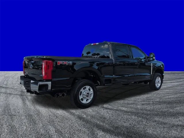 New 2026 Black Ford XLT image 4