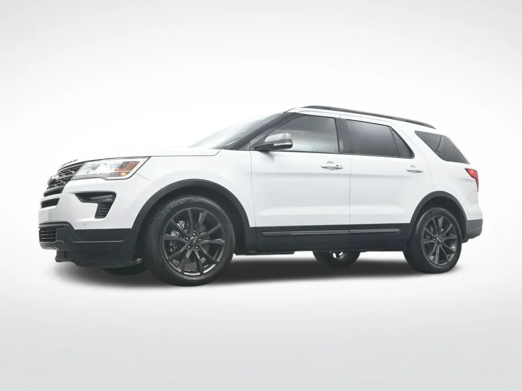 Used 2018 White Ford XLT image 32
