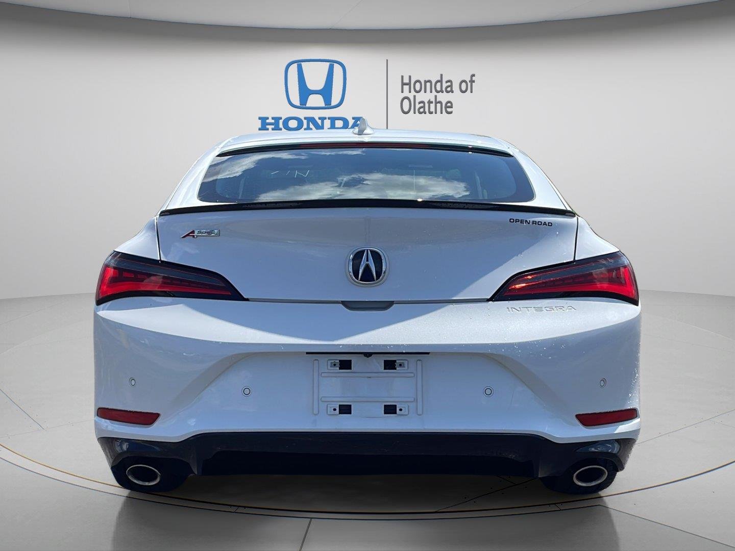 Used 2023 Platinum White Pearl Acura w/Tech w/A-SPEC image 4