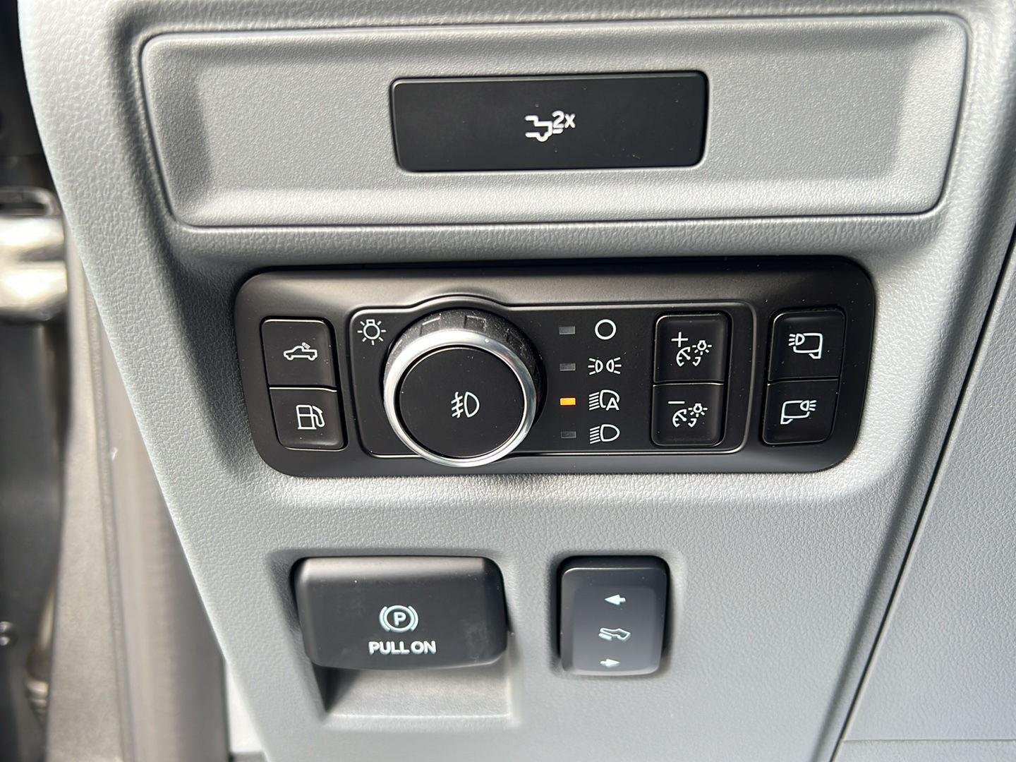 Used 2026 Carbonized Gray Ford XLT image 6