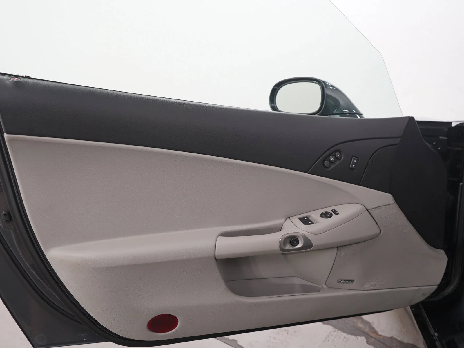Used 2010 Cyber Gray Metallic Chevrolet Grand Sport image 12