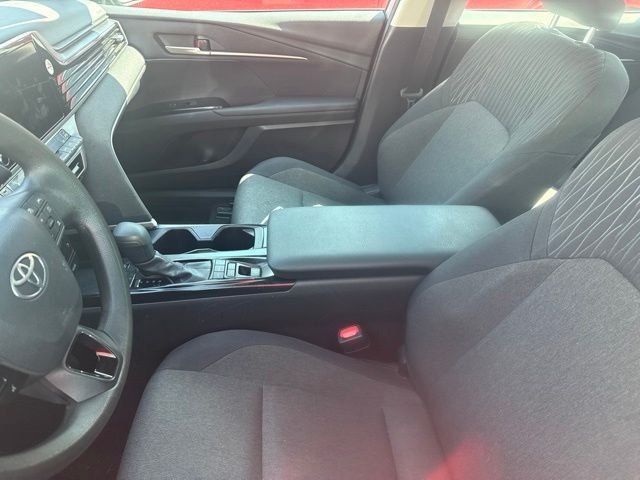 Used 2025 Silver Toyota LE image 3