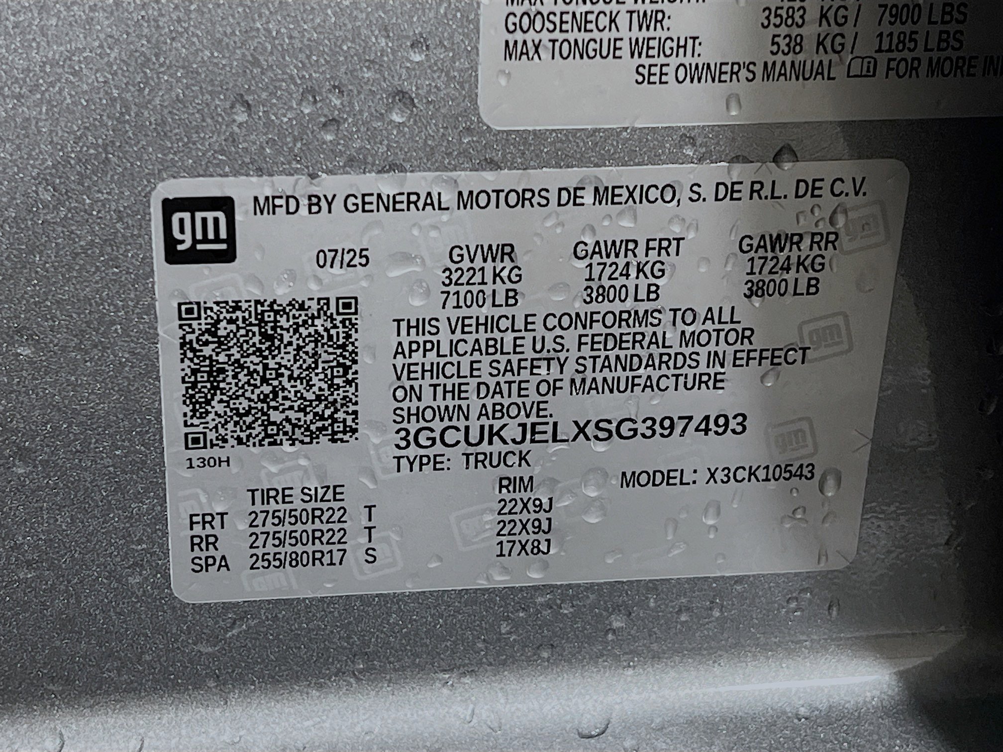 Used 2025 Sterling Gray Metallic Chevrolet HIGH COUNTRY image 15