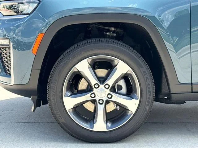 New 2026 Steel Blue Exterior Paint Jeep Limited image 6