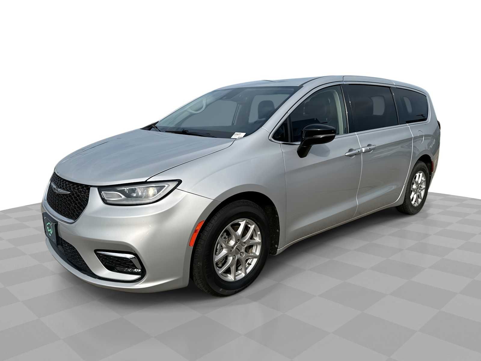 Used 2024 Silver Chrysler Touring L image 1
