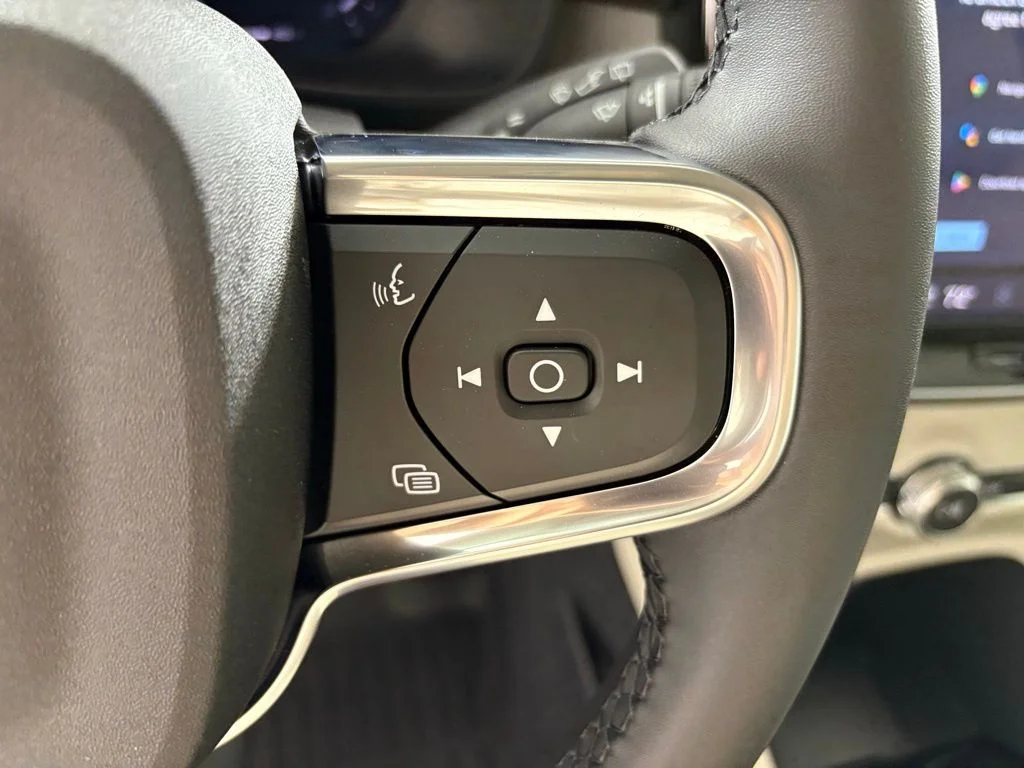 2026 Volvo XC40 Ultra - Photo 20