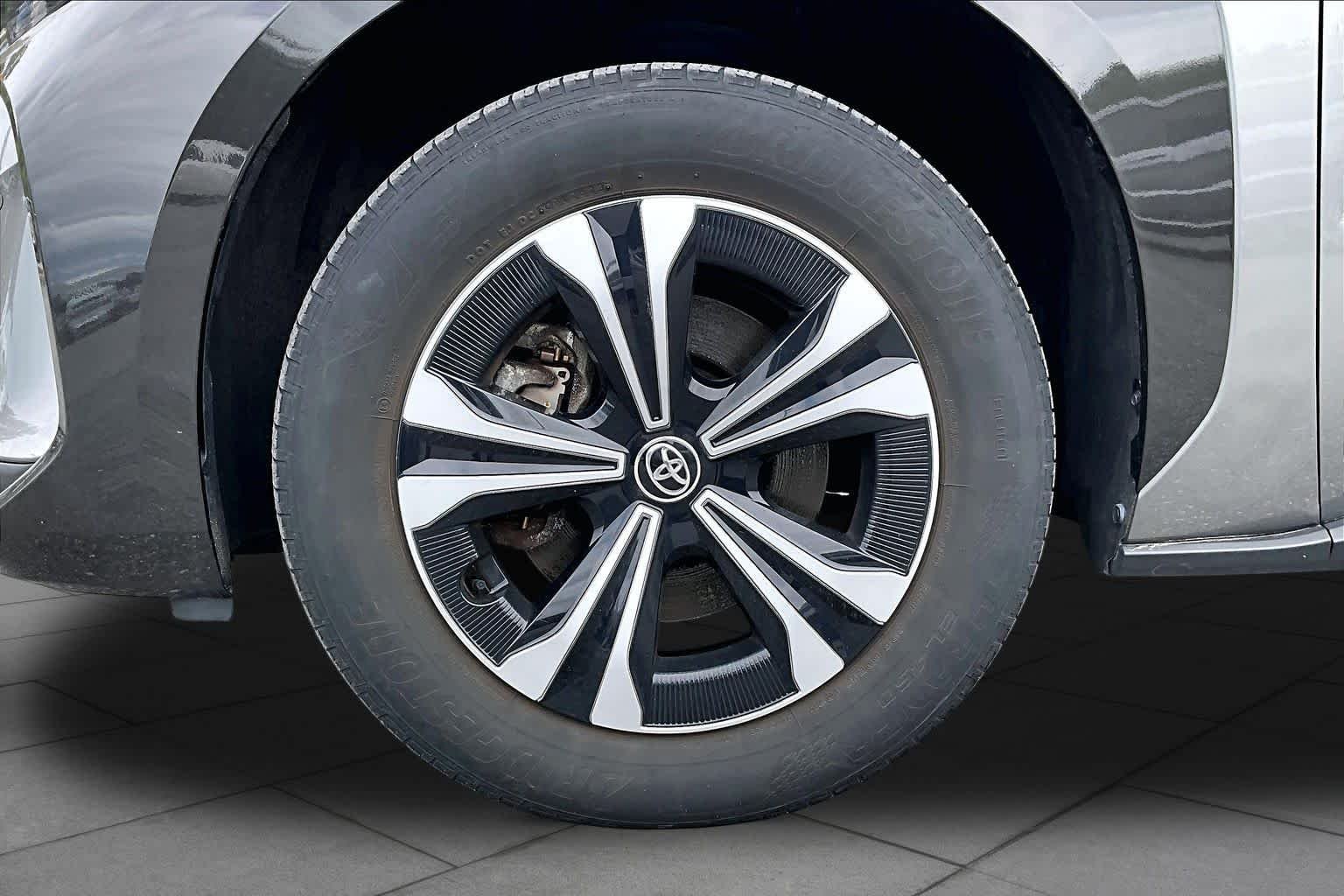 Used 2023 Heavy Metal Toyota XLE image 10