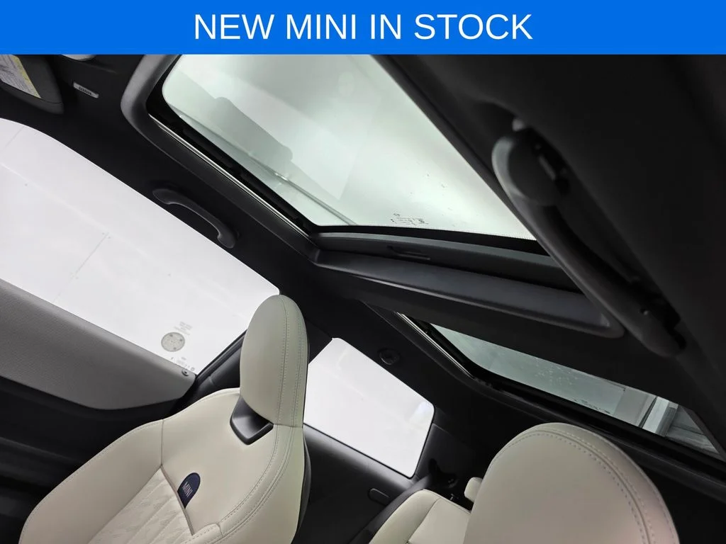 2026 MINI Hardtop 2 Door - Photo 9