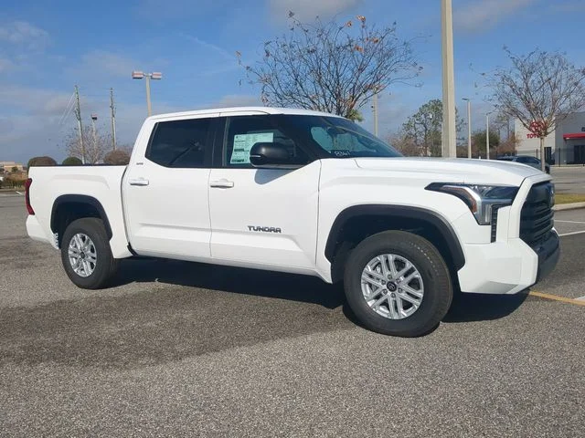 New 2026 Ice Cap Toyota SR5 image 2