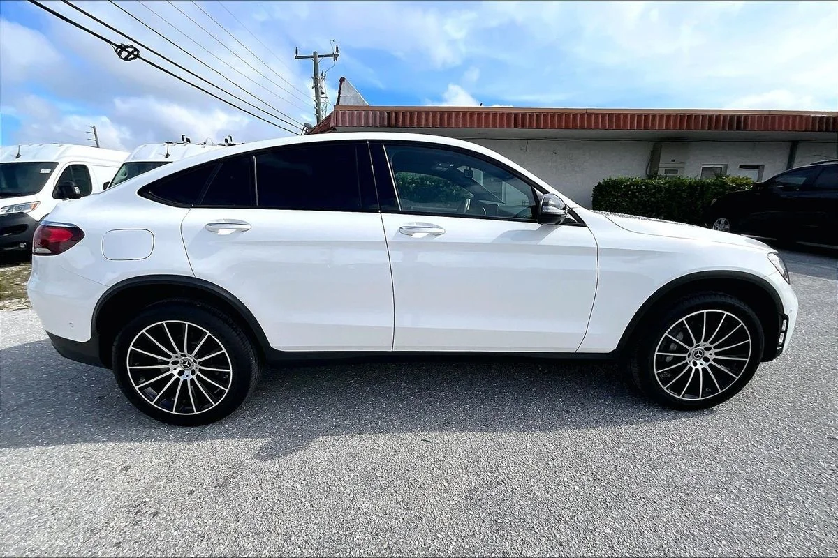 Used 2023 White Mercedes-Benz 4MATIC® Coupe image 31
