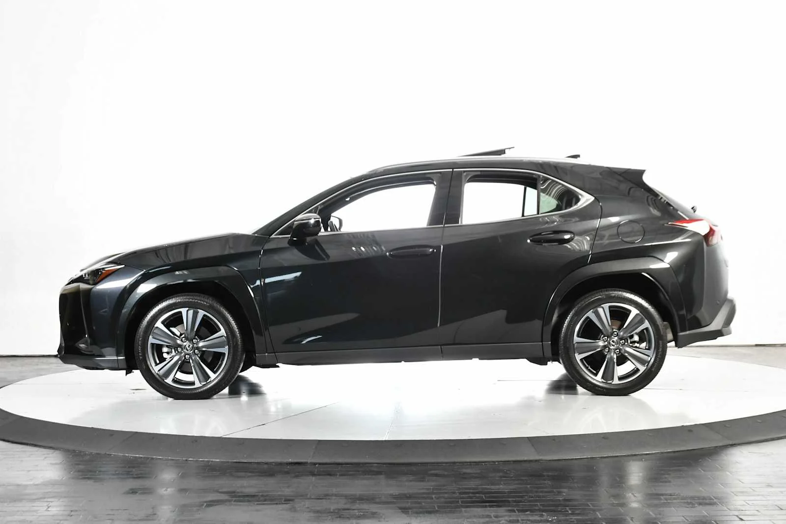 JTHYBJAH1S2025602