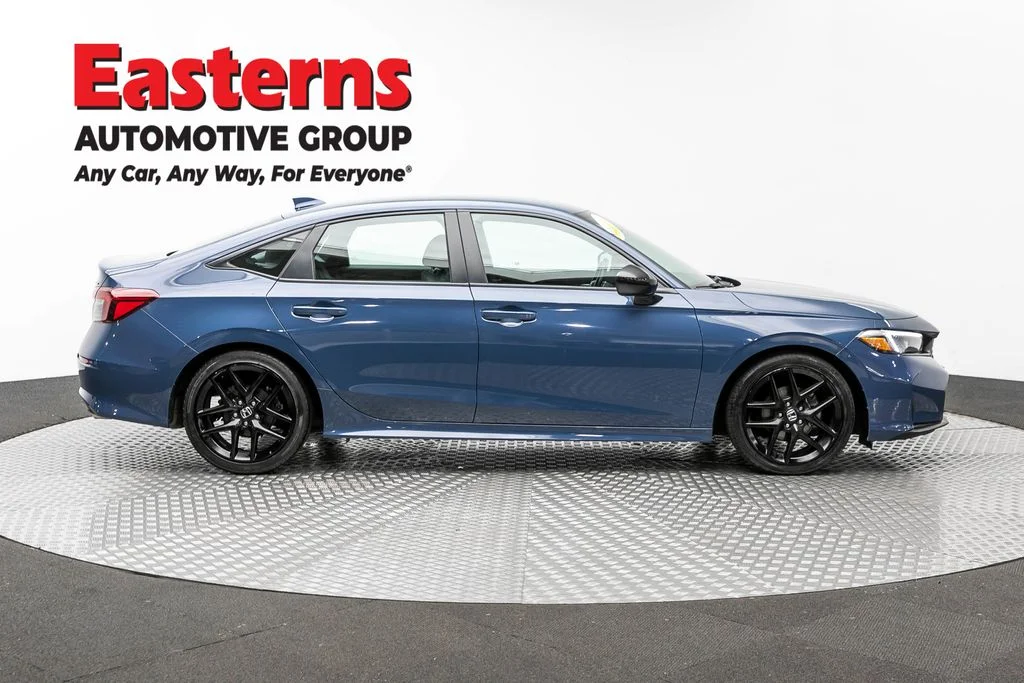 Used 2025 Blue Honda Sport image 4