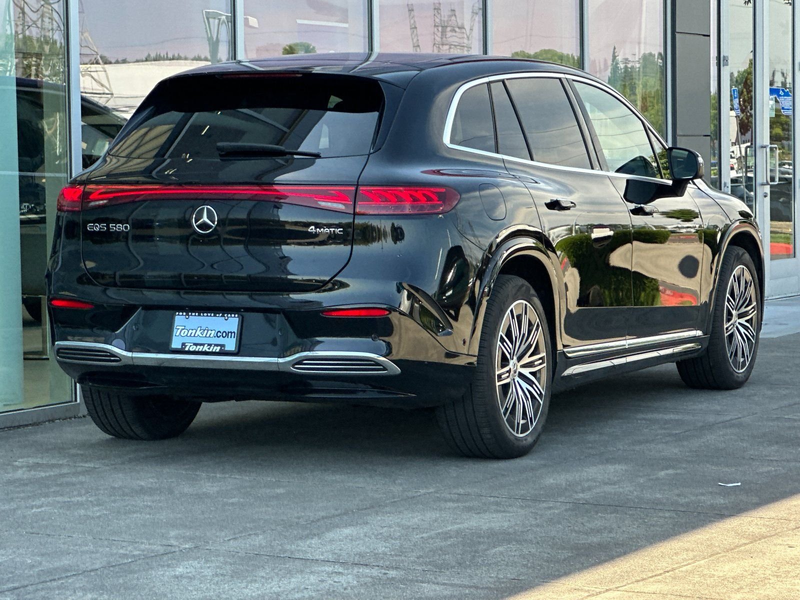 Used 2023 Obsidian Black Metallic Mercedes-Benz 580 image 3