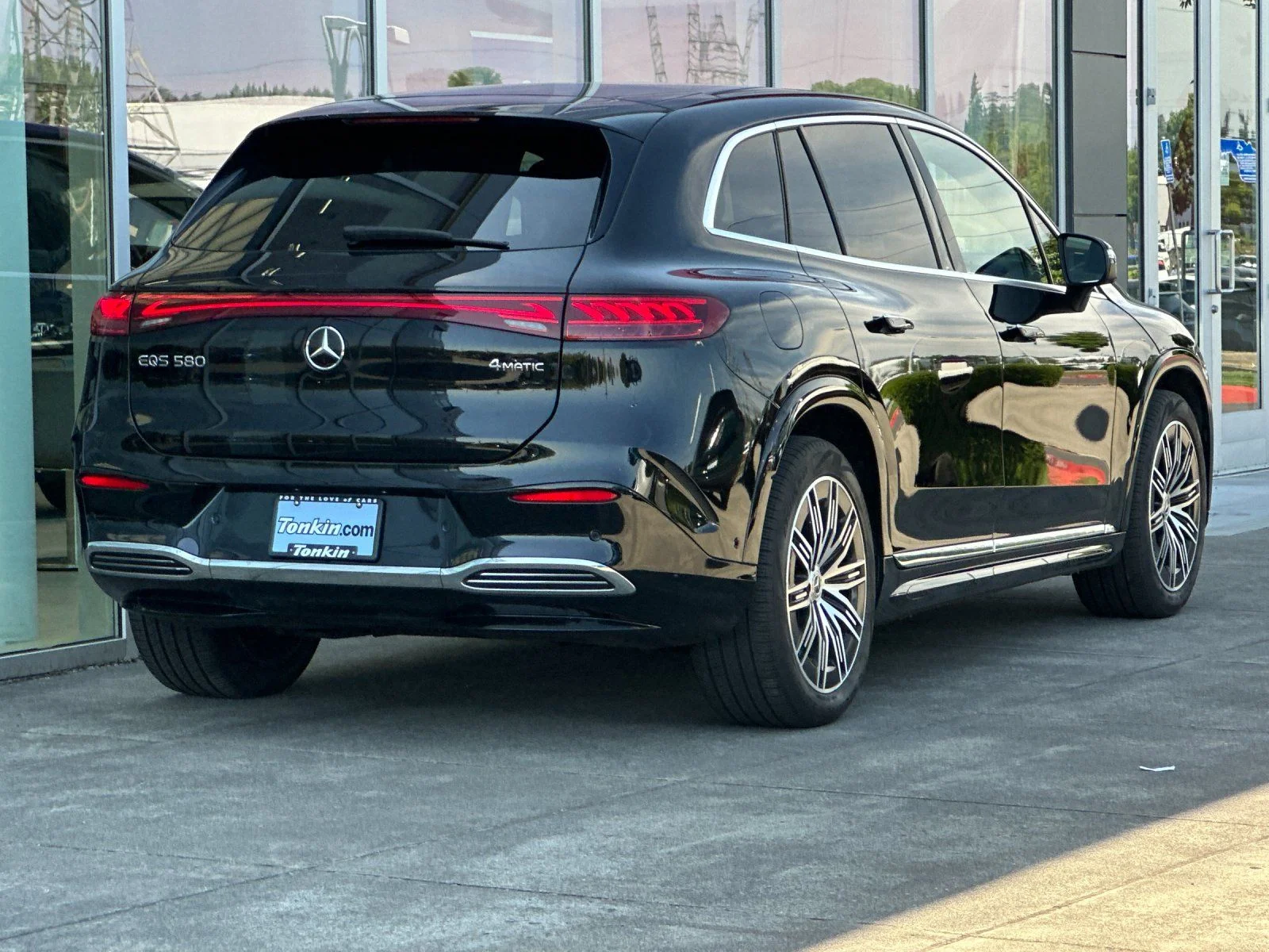 Used 2023 Obsidian Black Metallic Mercedes-Benz 580 image 3
