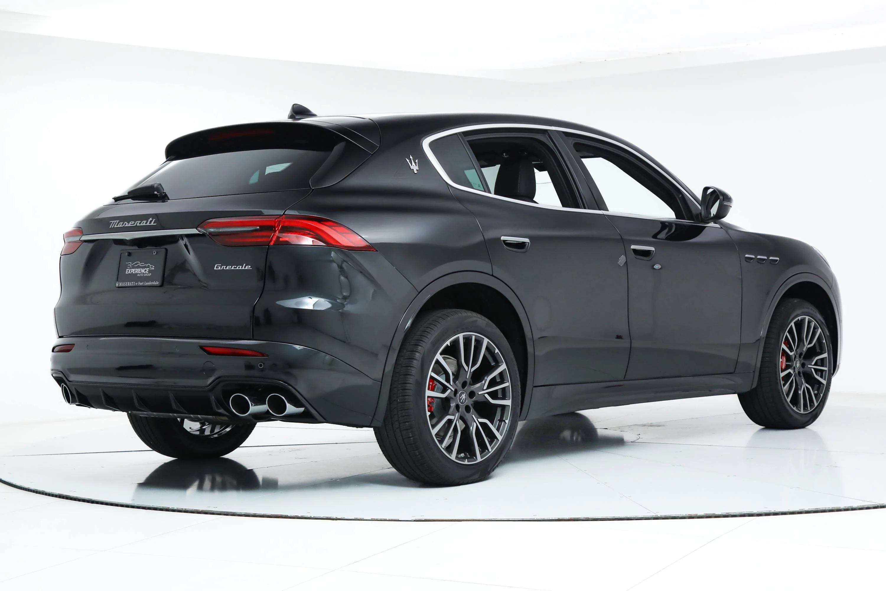 New 2025 Black Maserati  image 5