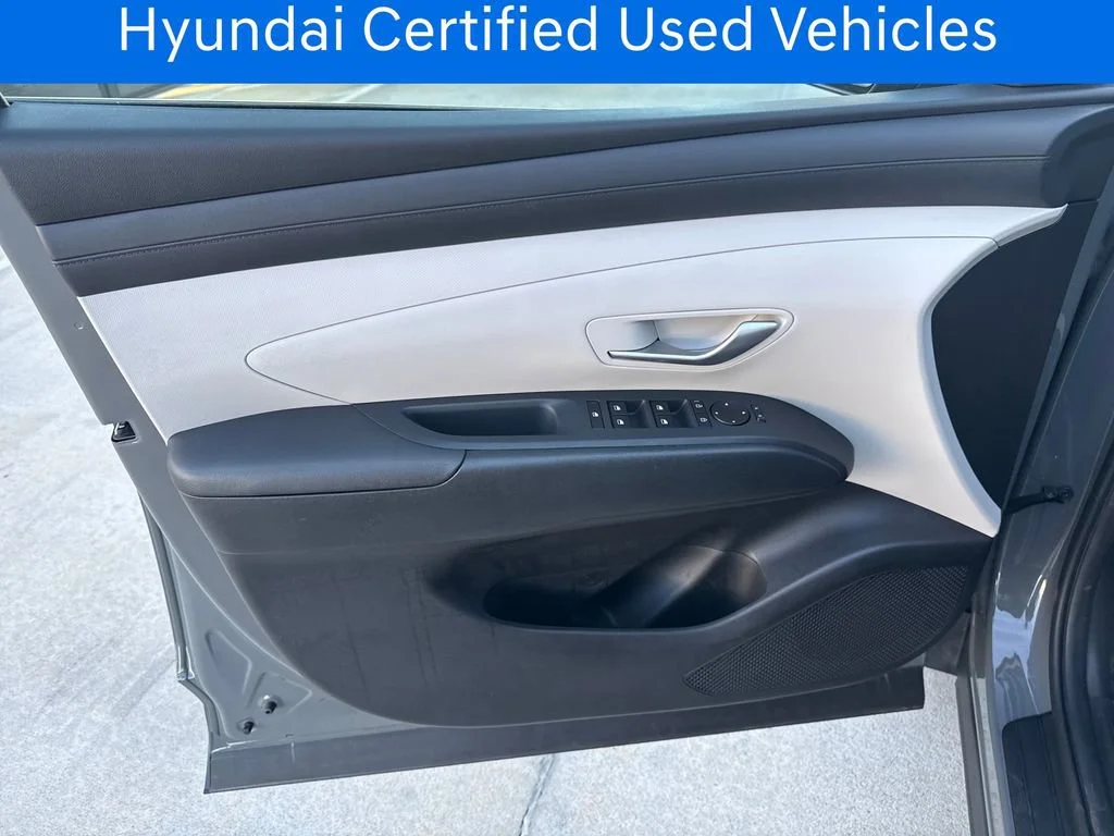 Certified Pre-Owned 2025 Hyundai Tucson SE