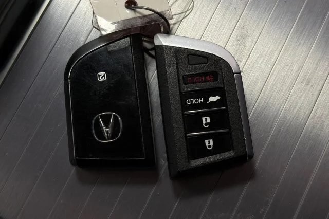 Used 2023 Lunar Silver Metallic Acura Base image 12