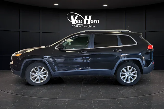 Used 2014 Brilliant Black Crystal Pearlcoat Jeep Limited image 4