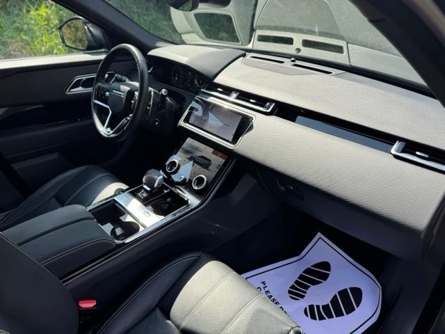 Certified Used 2023 Carpathian Gray Premium Metallic Land Rover R-Dynamic S MHEV image 19