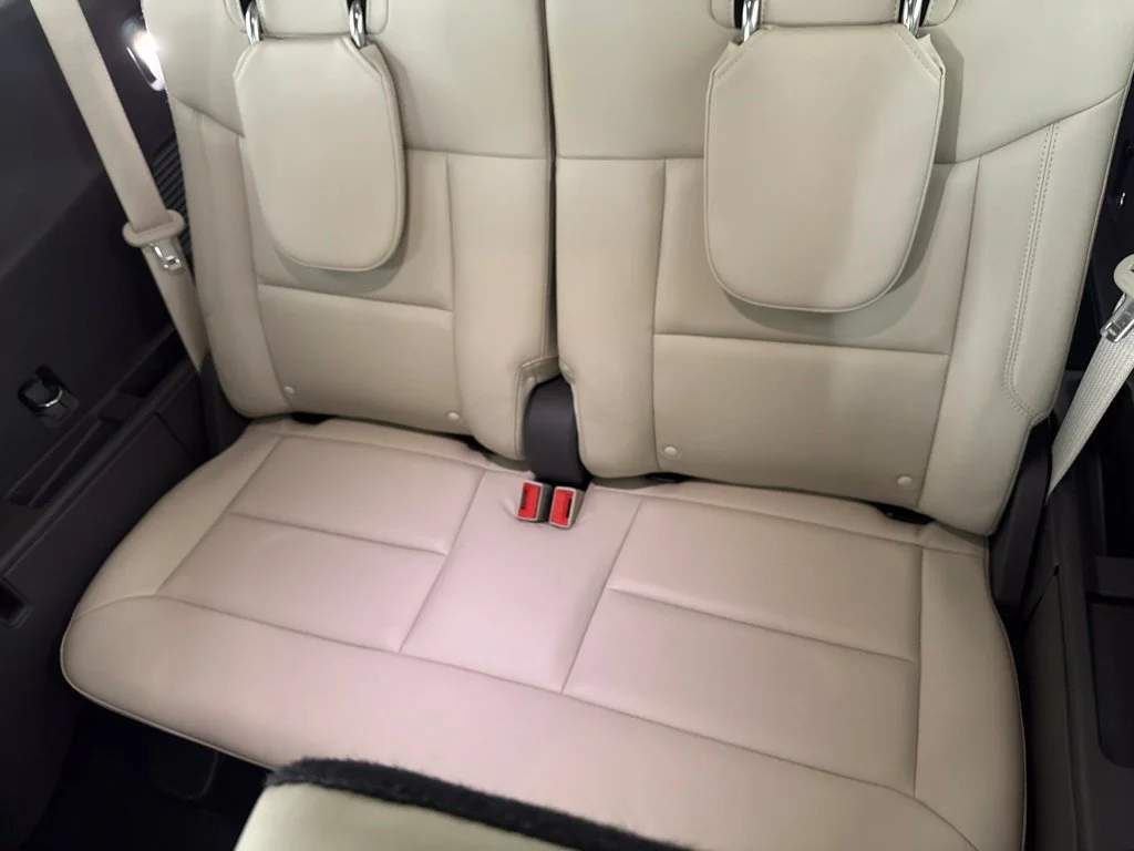 Used 2020 White Ford Platinum image 28