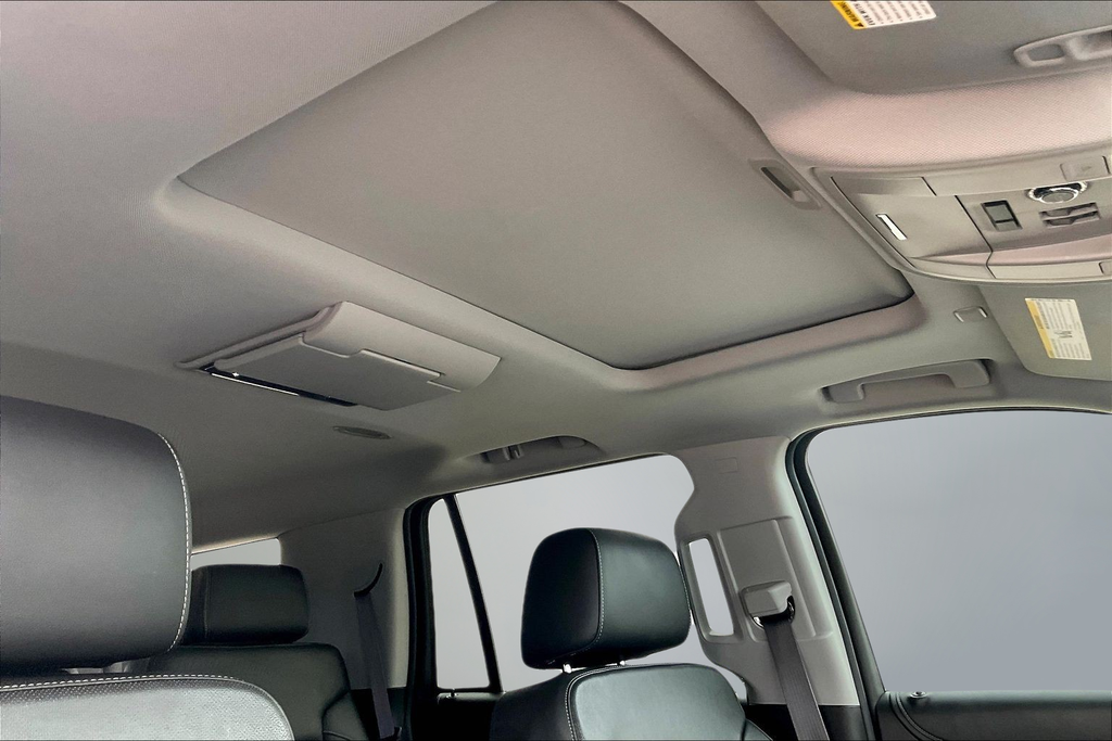 Used 2017 Onyx Black GMC SLT image 29