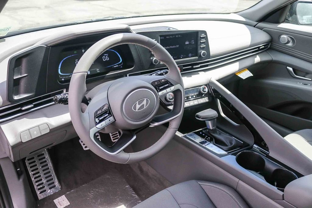 New 2026 Gray Hyundai SEL Sport image 24