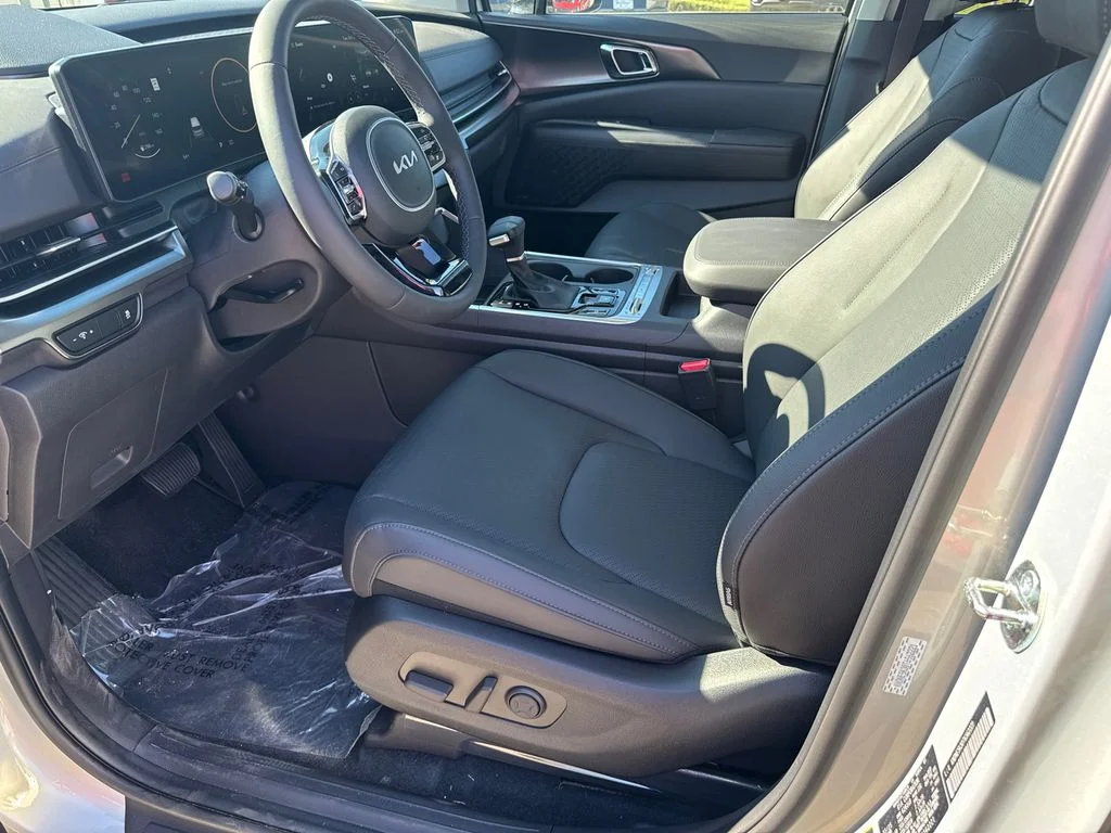 2026 Kia Carnival SX Prestige - Photo 9