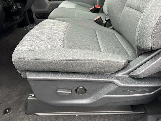 New 2026 Oxford White Ford F-350® XLT image 11