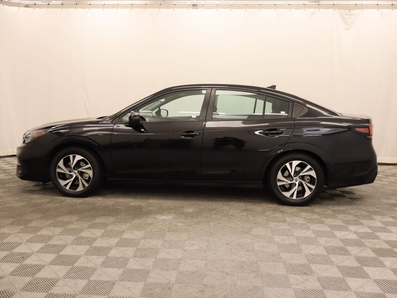 Used 2023 Crystal Black Silica Subaru Premium image 2
