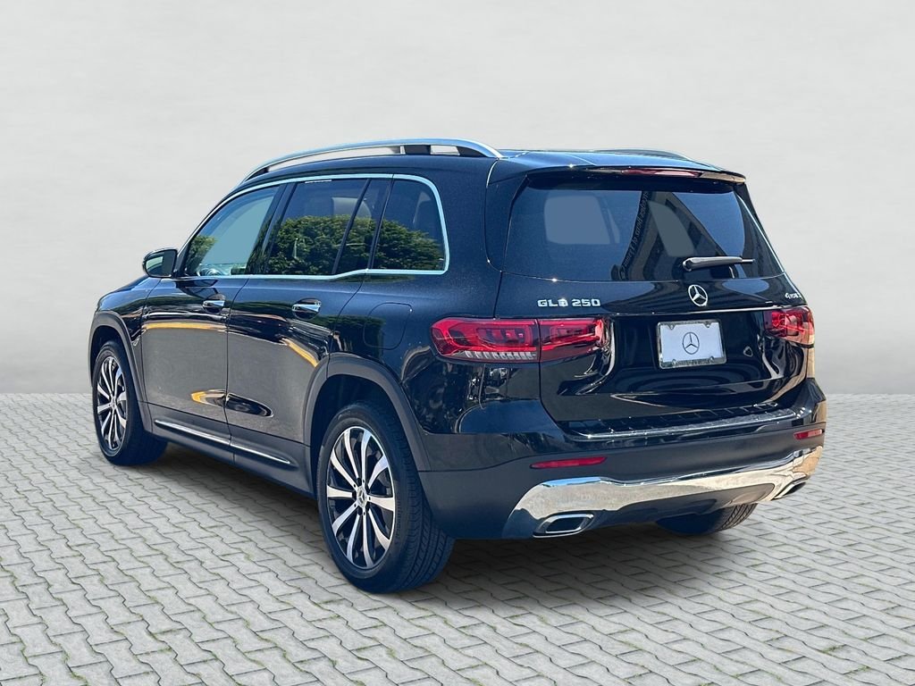 Used 2023  Mercedes-Benz GLB 250 image 7