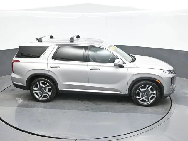 Used 2024 Silver Hyundai SEL image 16