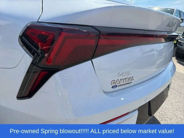 Used 2025 White Kia GT-Line image 9