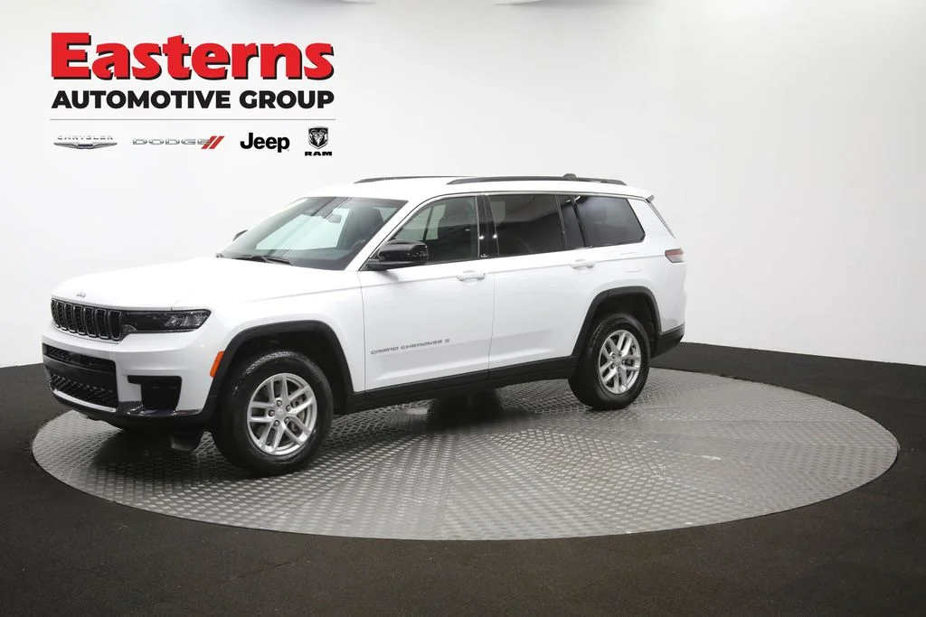 Certified Used 2025 White Jeep Laredo image 58