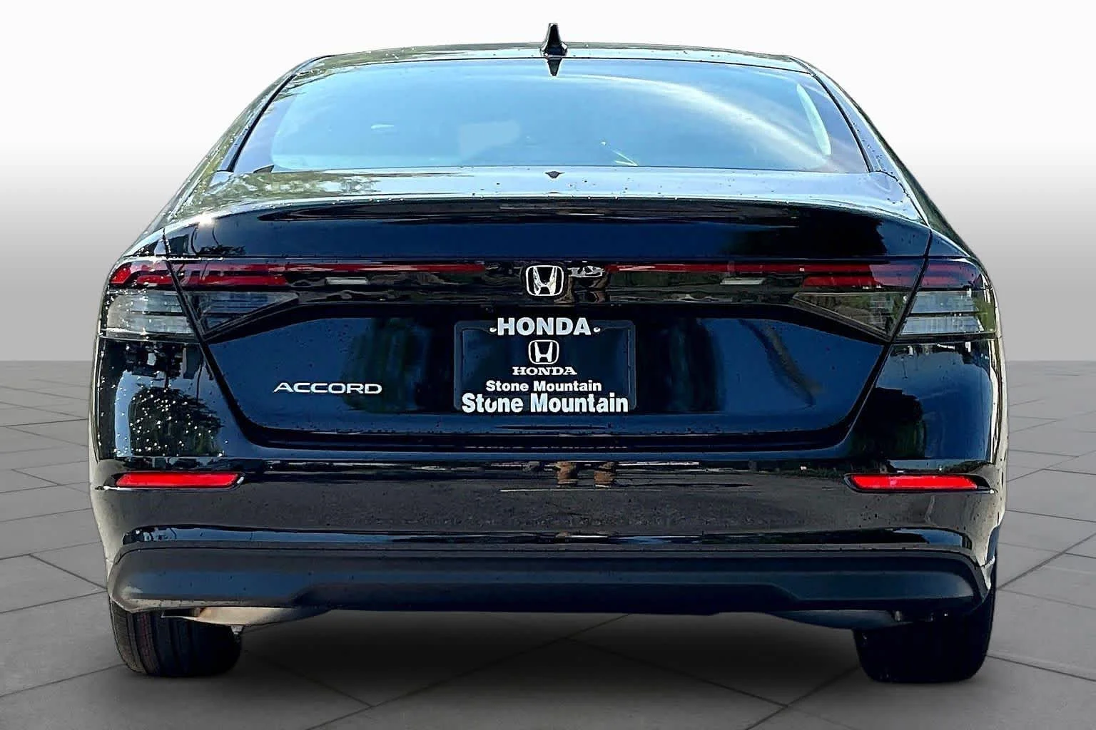New 2026 Crystal Black Pearl Honda SE image 4