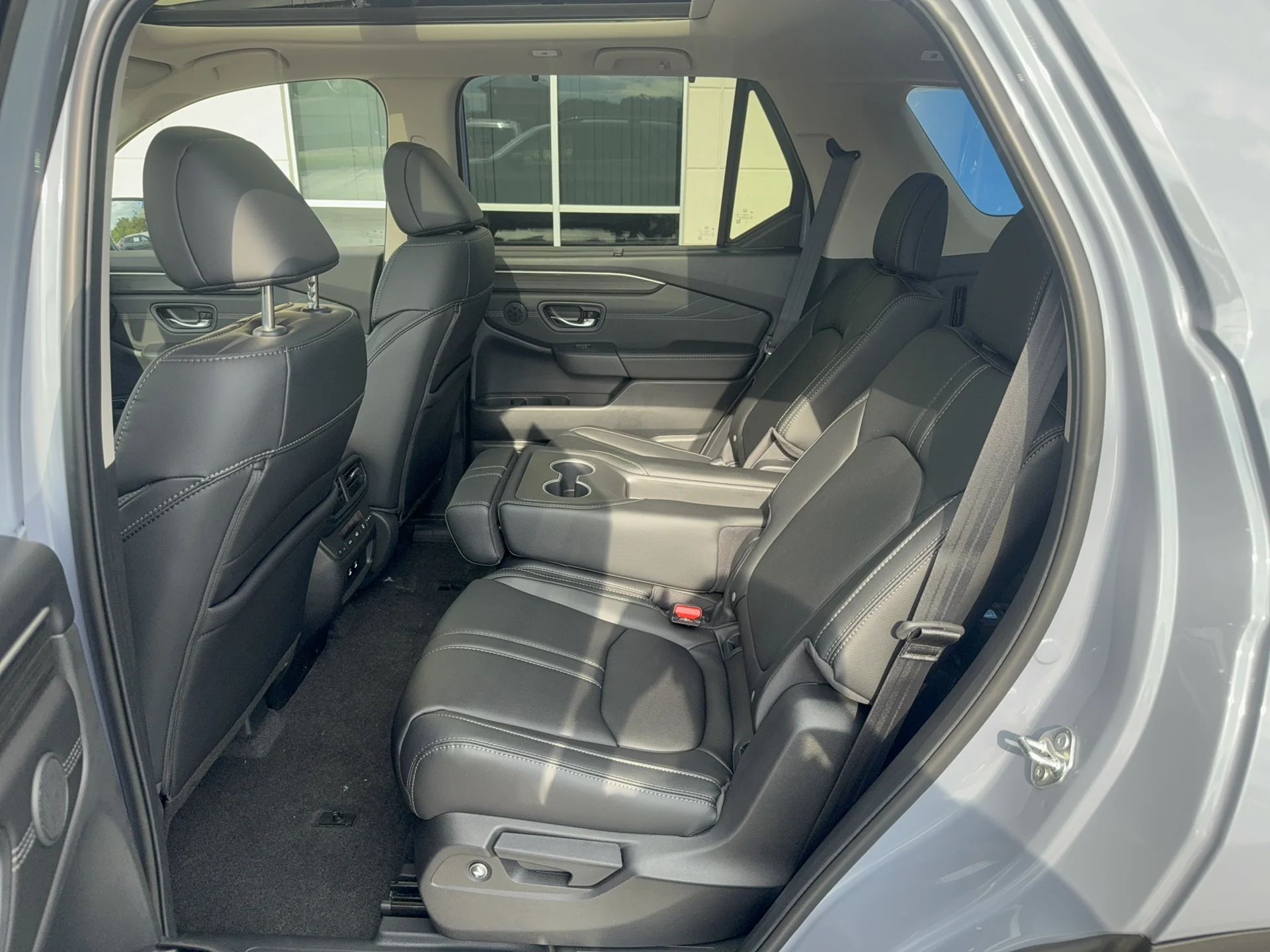 New 2026 Sonic Gray Pearl Honda Touring image 11