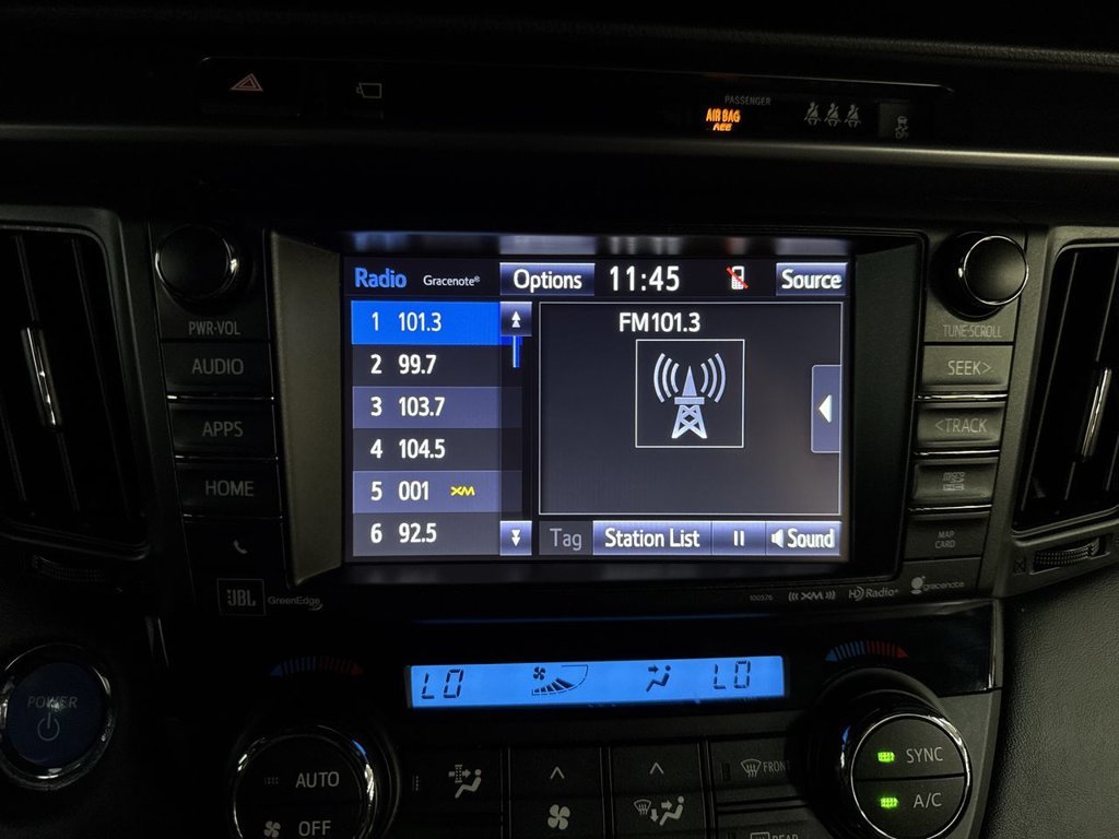 Used 2018 Magnetic Gray Metallic Toyota SE image 27