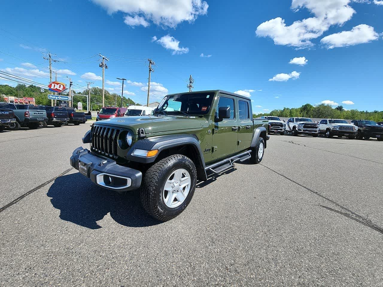 Used 2023 Sarge Green Clearcoat Jeep Sport S image 5