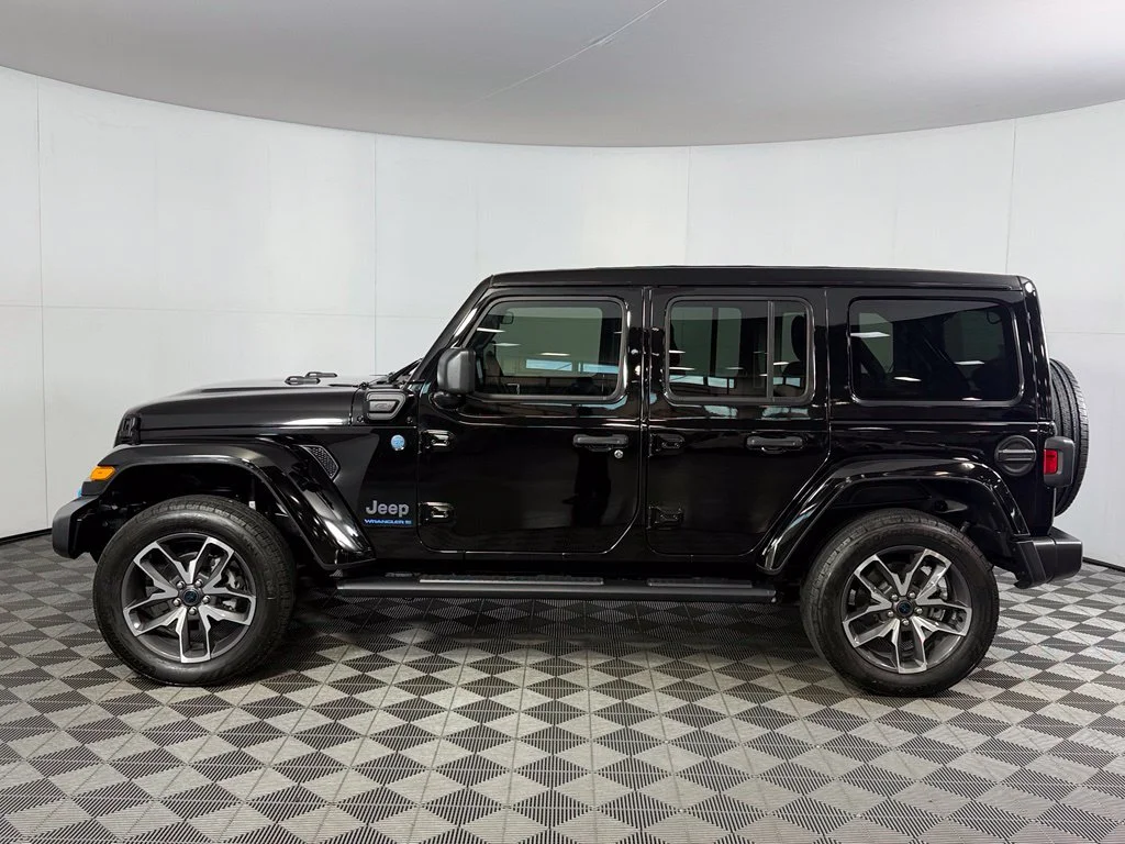 Used 2024 Black Jeep Sport S 4xe image 11