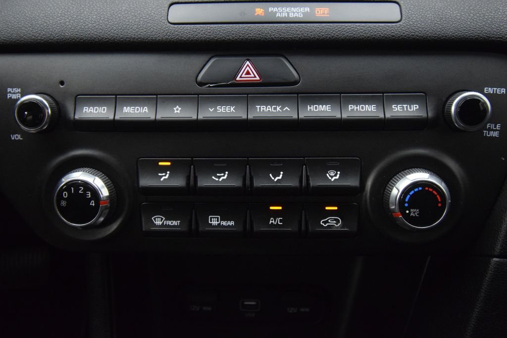 Used 2020 Clear White Kia LX image 28