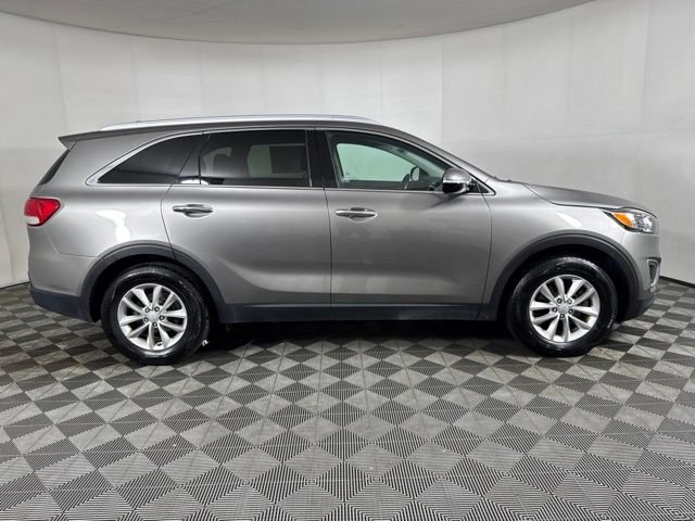 Used 2017 Silver Kia LX image 2