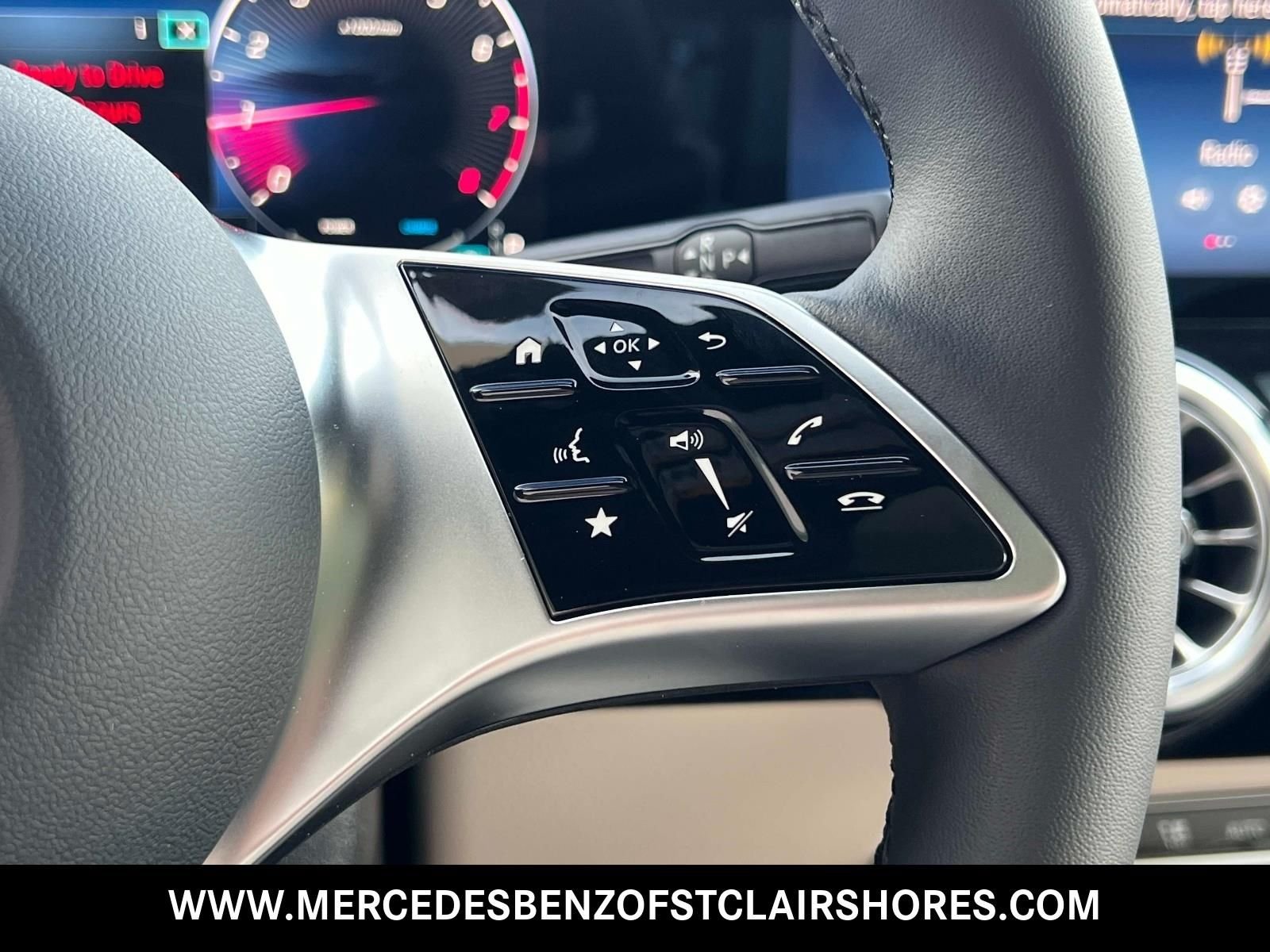 New 2026 Cirrus Silver Metallic Mercedes-Benz GLA 250 image 27