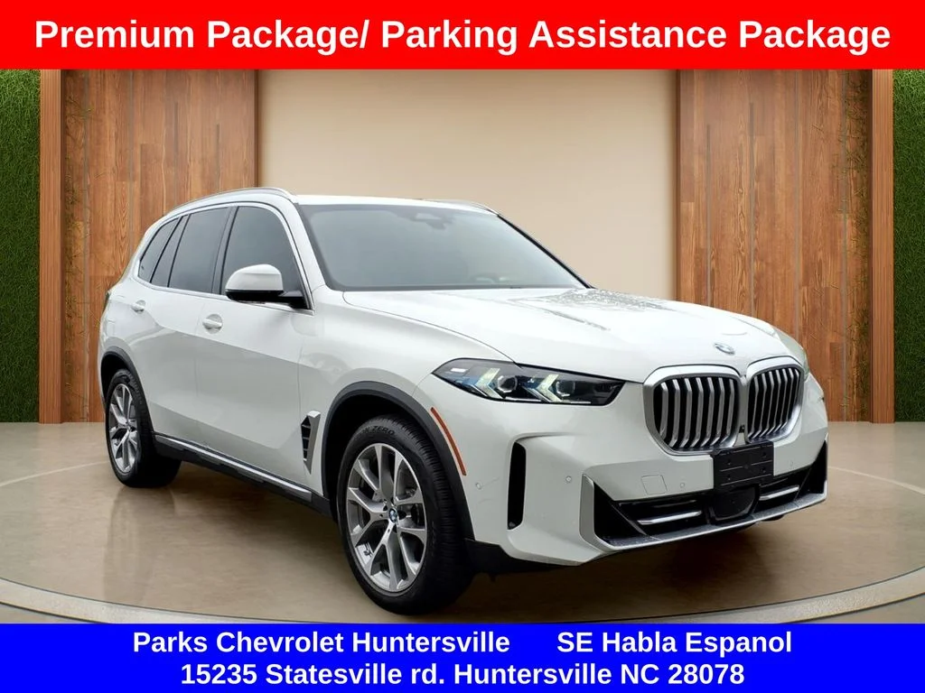 Used 2025 White BMW xDrive40i image 1